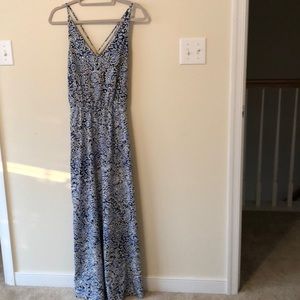LOFT Petite Blue and White Print Maxi Dress